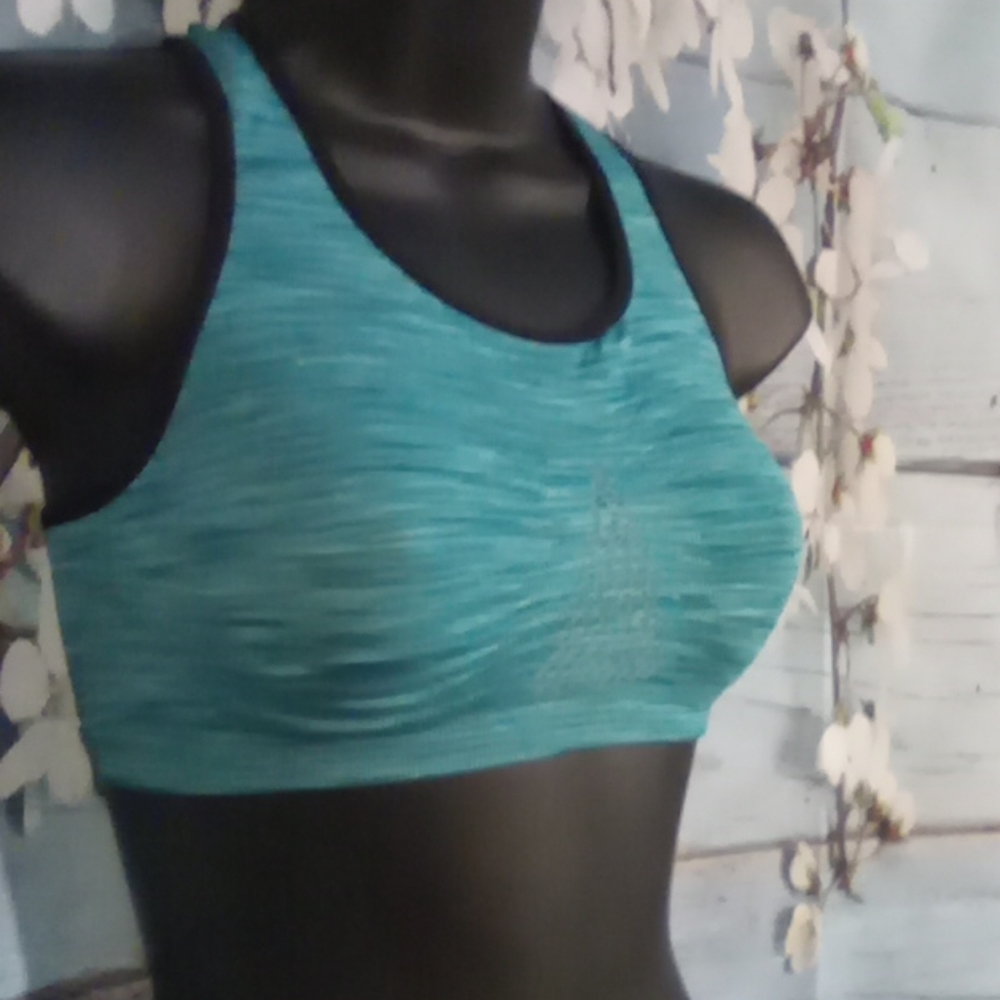 Sports bra - Picture 2 of 4